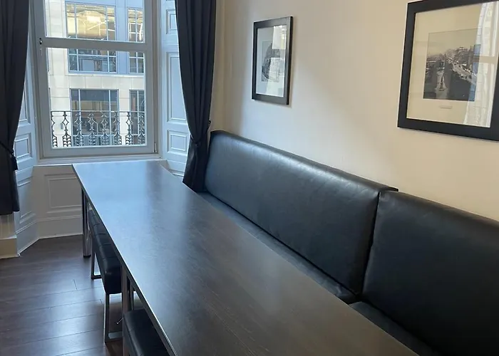 Morrison Street Apartment Edinburgh