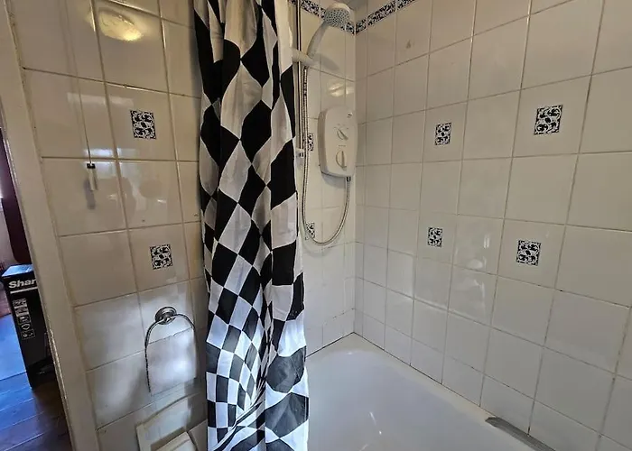 Oxgang's Shabby Chic