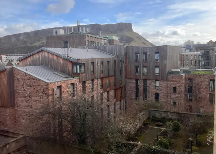 Crags View On The Royal Mile エディンバラ