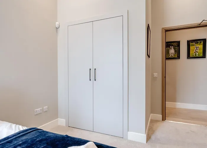 Unique Two Bed In אדינבורו