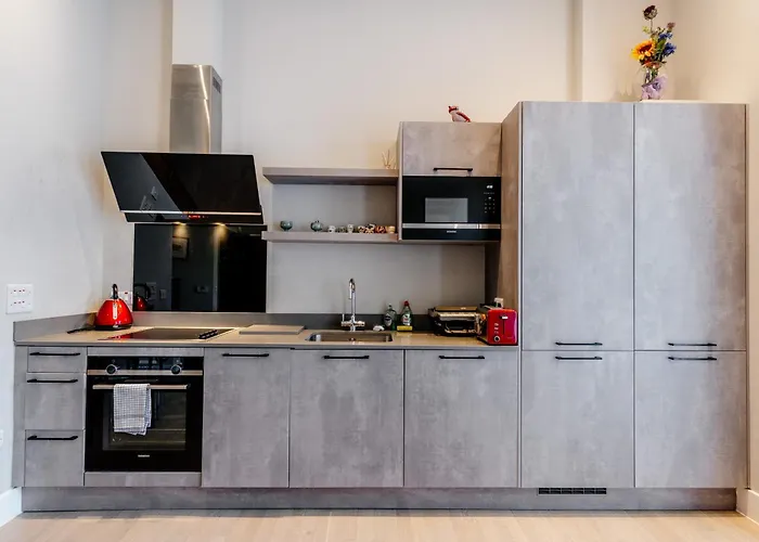 Unique Two Bed In אדינבורו