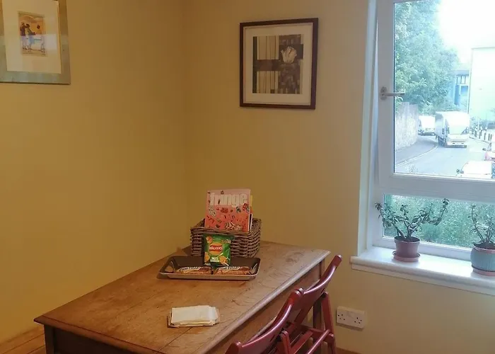 Feng Shui Flat For 4