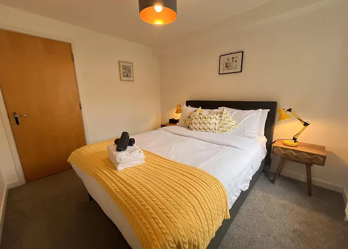 2 Bath Free Parking شقة *