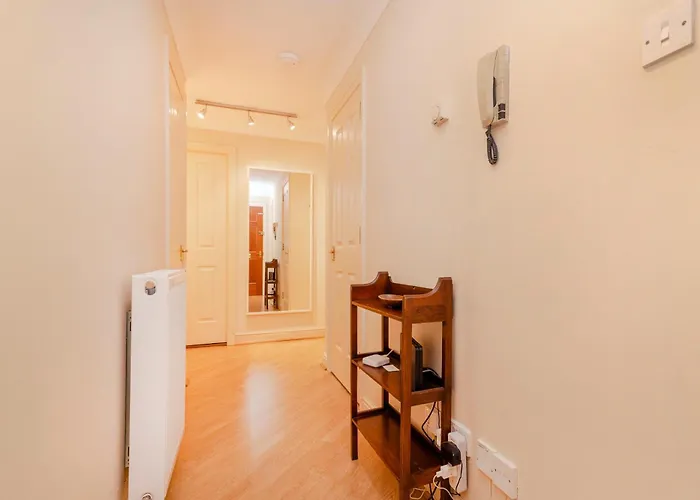 Charming 2-bedroom - Ground Floor Apartment Edinburgh