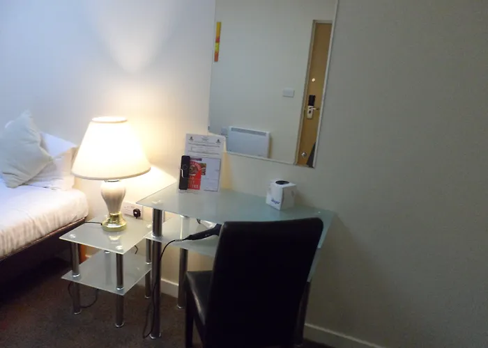 Britannia 3* Edinburgh