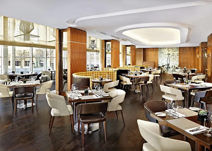 Sheraton Grand & 5* Édimbourg