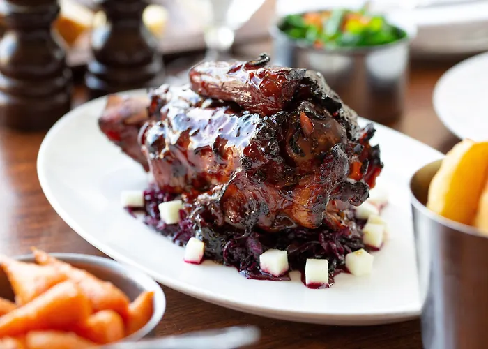 Sheraton Grand & Hotel 5*