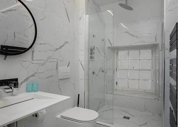 Luxury Royal Mile Boutique 2bedroom דירה *