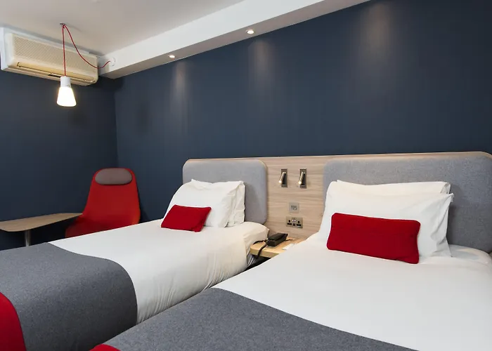 Отель Express - Leith Waterfront By Ihg 3*