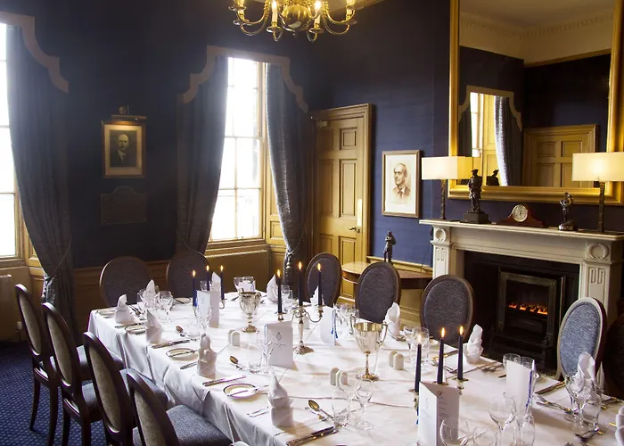 Royal Scots Club Szálloda Edinburgh