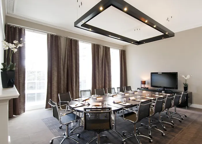 Hotel Apex Waterloo Place 4*