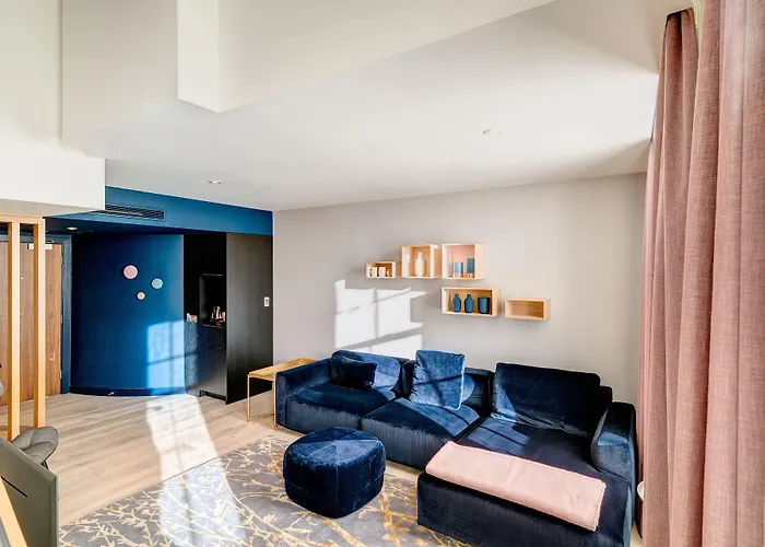 Apex Waterloo Place 4* Edynburg