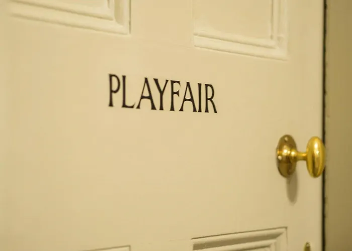 住宿加早餐酒店 Six Brunton Place 5*