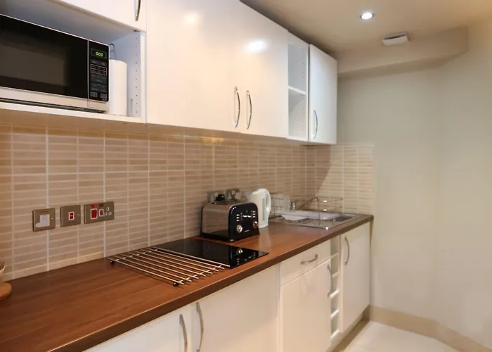 Palmerston 4*