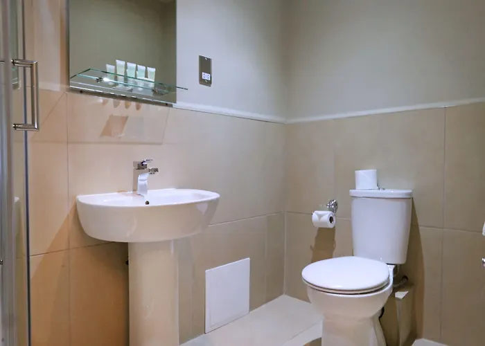 Palmerston Aparthotel 4*