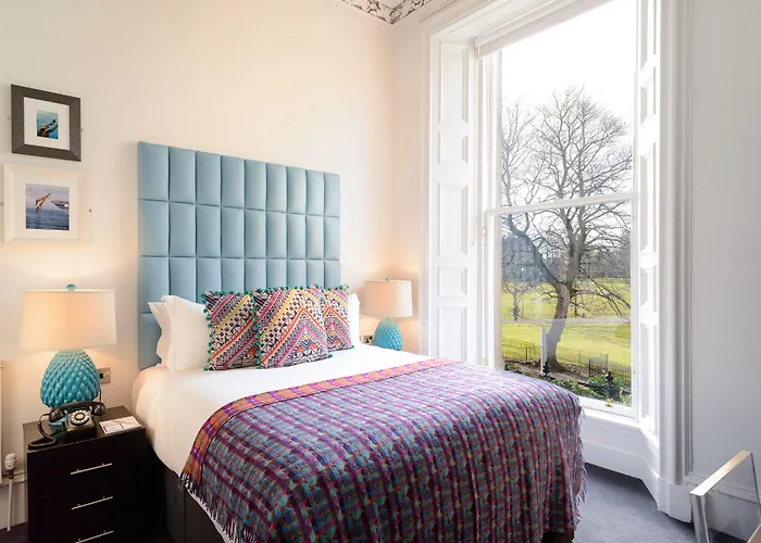 Hotel Black Ivy 4*