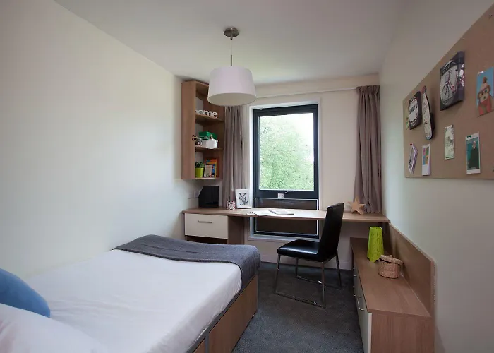 Unite Students - Chalmers Street - The Meadows 3* Edinburgh