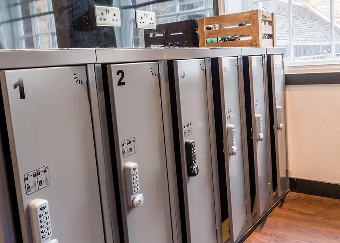 Code - The Loft, Hostel