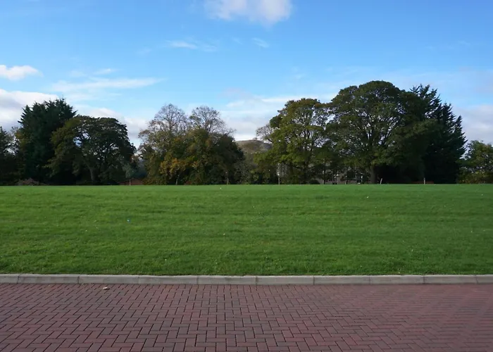 En-suite Double Bedroom With Pentland Hill View