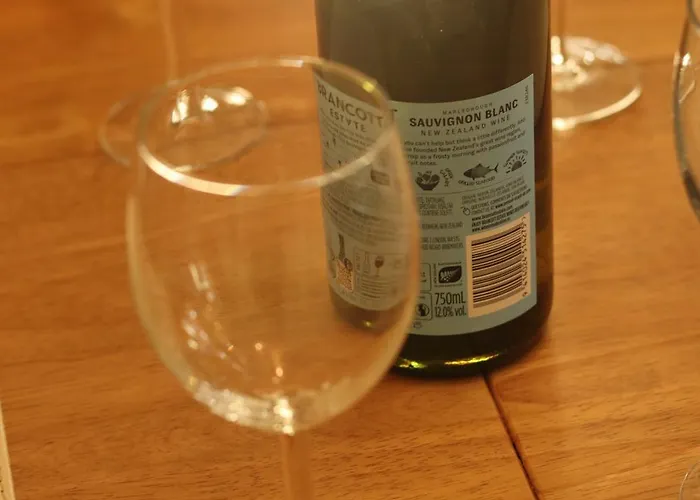 Three Bedrooms Flat In Old Town , Grassmarket Heart Of Flat Sleeps 6 , Eh1 58 Grassmarket, *