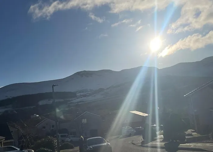 Bright, Spacious House *