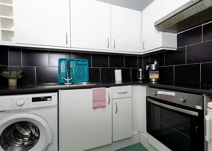 Stylish And Unique By The Meadows 8