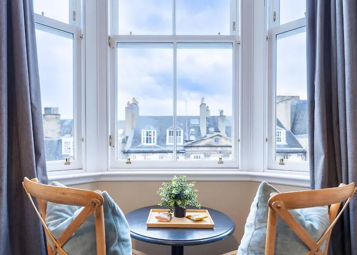 38 Bide Collective Edinburg