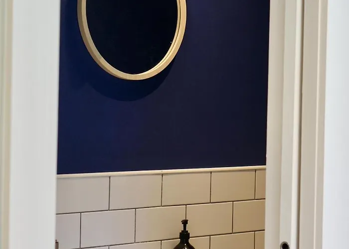 Fully Licensed In Peaceful Neighbourhood 公寓