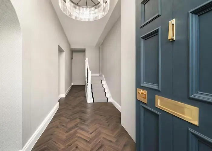 Near Transport - Fireplace - Wifi - Sleeps 2 * Edimburgo