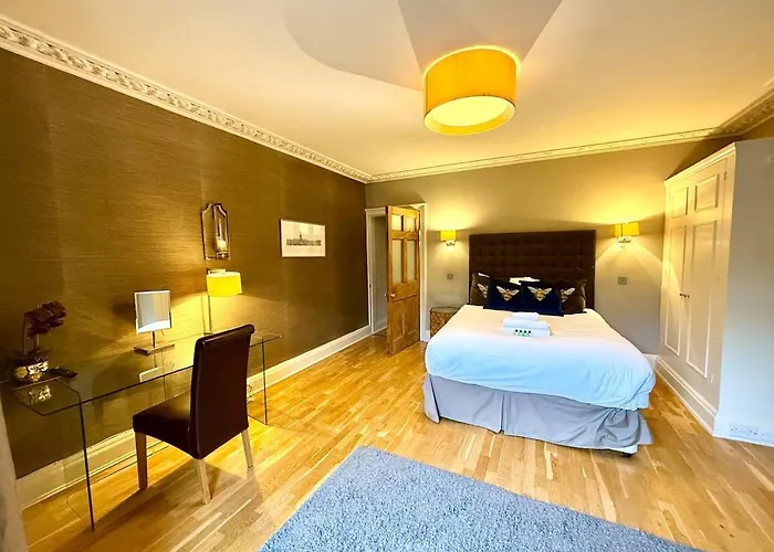 Cozy 1 Bed Garden Flat In The New Town Centre Edinburgh