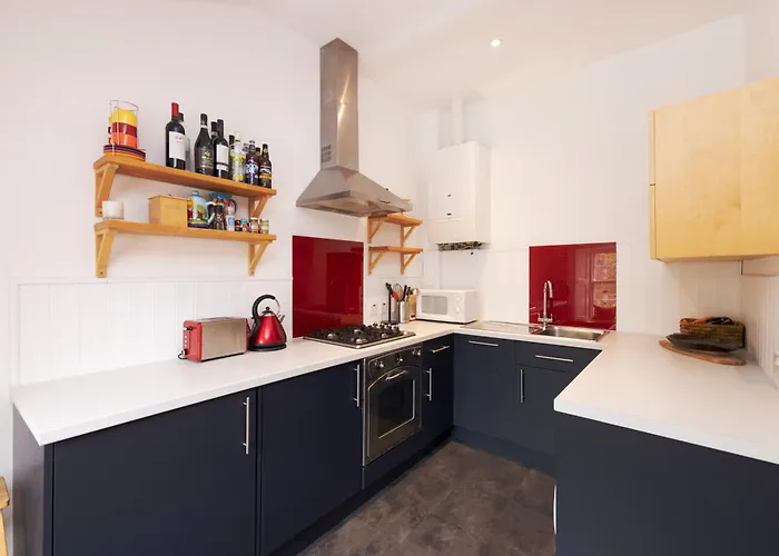 Apartment Chic 1-bedroom In New Town
