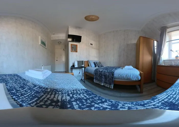 Affittacamere Dalmore 3*