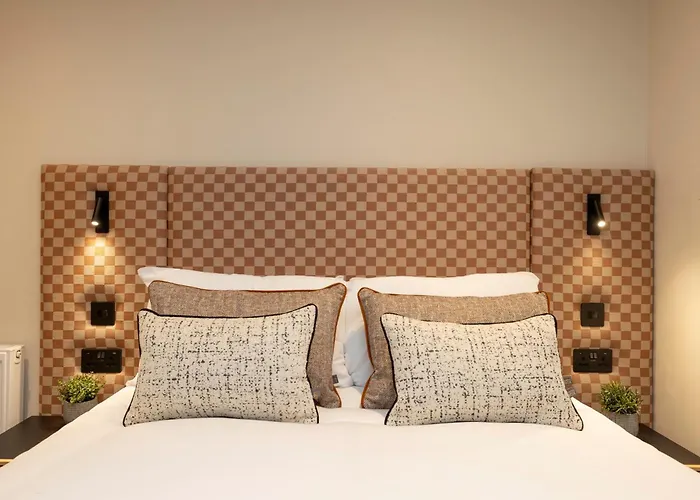 Joivy Royal Mile Hotel