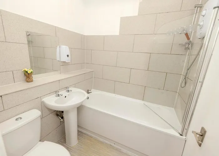 Centre Festival Flat *