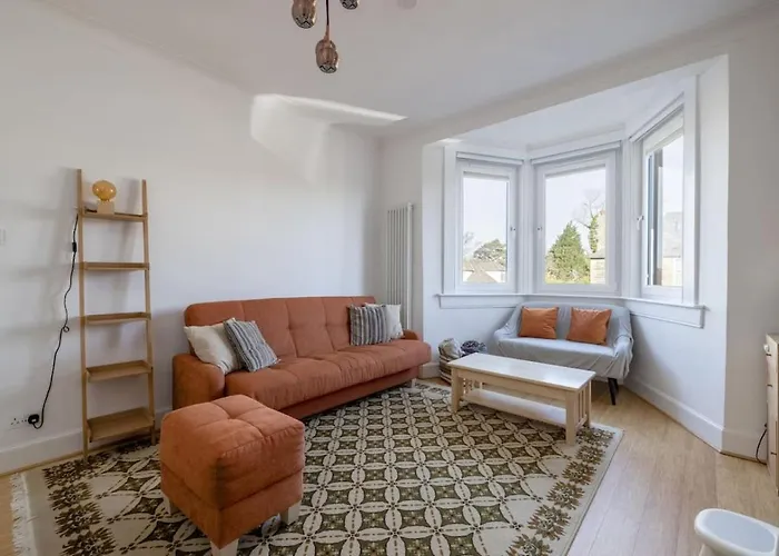 Barnton Grove Getaway *