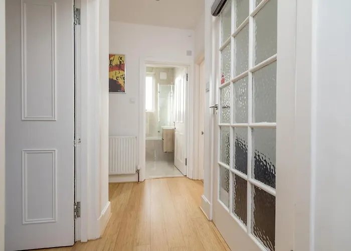 Apartment Barnton Grove Getaway