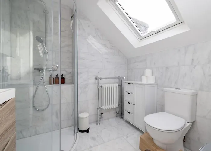 Apartment Barnton Grove Getaway Edinburgh