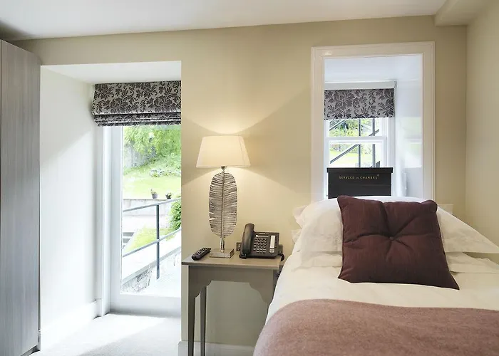 Ailsa Craig Hotel