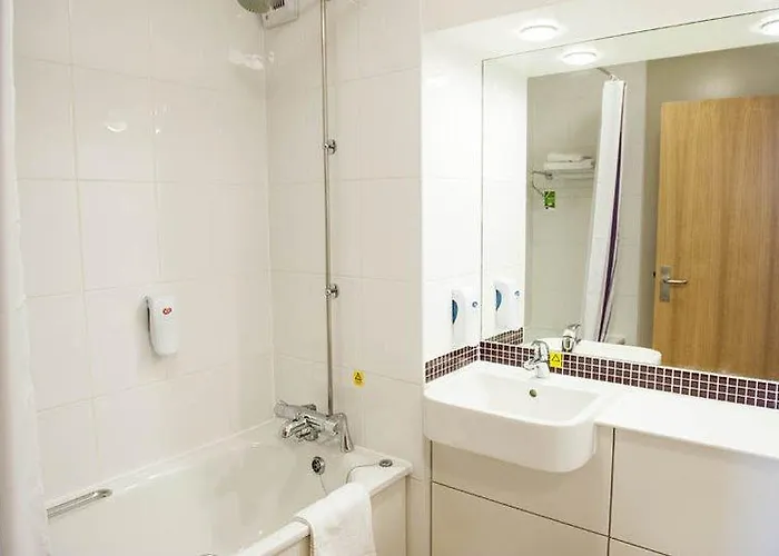 Premier Leith Waterfront 3*