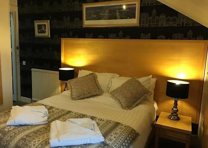 Affittacamere Allison House 17 3*