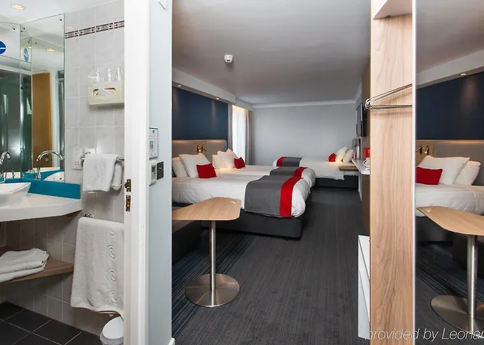 Отель Express - Leith Waterfront By Ihg Эдинбург