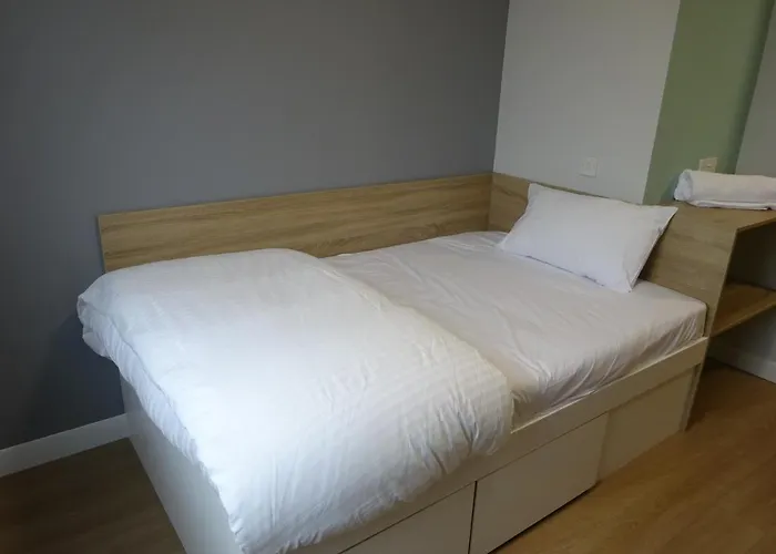 Edinburgh Haddington Place Hostel * 에든버러