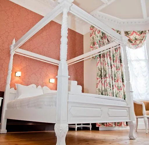 Konukevi The Haymarket Lairg 3*