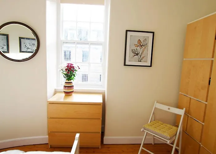 Appartement Joivy Bright Flat With Workspace In New Town