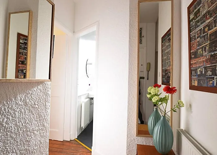 Joivy Bright Flat With Workspace In New Town Appartement *
