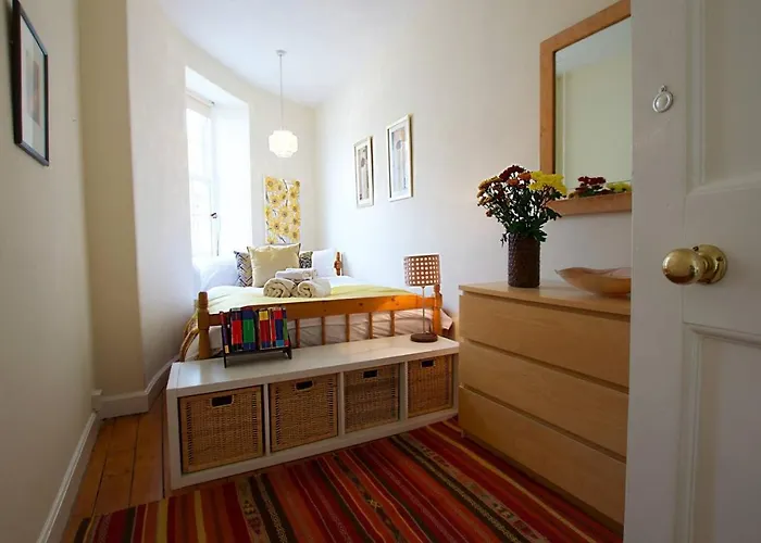 Joivy Bright Flat With Workspace In New Town Appartement Edinburgh