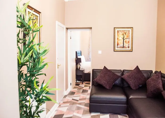 Montgomery - Crighton شقة *