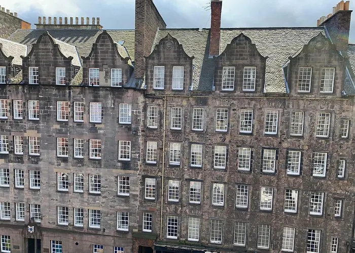 Hotel apartamentowy Royal Mile By The Castle Edynburg