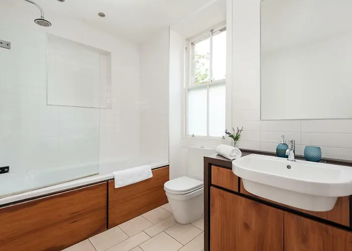 Holiday home The Lochside House