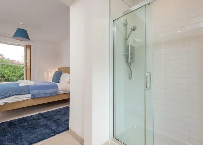 Holiday home The Lochside House